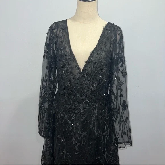 MAC DUGGAL Black Embellished Floral Long Sleeve Midi Length Dress - Reemoly
